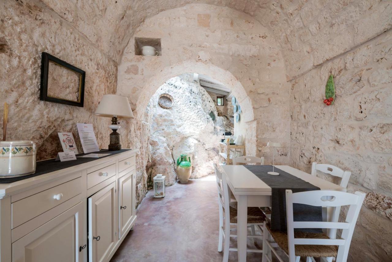 La Lamia 1864 By Rentbeat Apartment ออสตูนี ภายนอก รูปภาพ