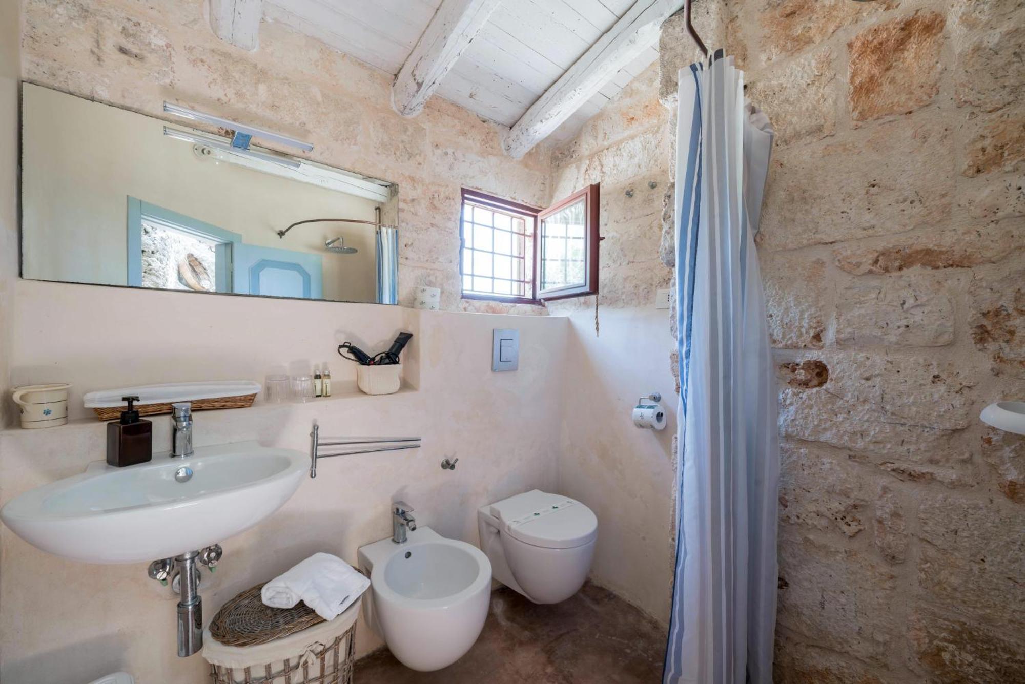 La Lamia 1864 By Rentbeat Apartment ออสตูนี ภายนอก รูปภาพ